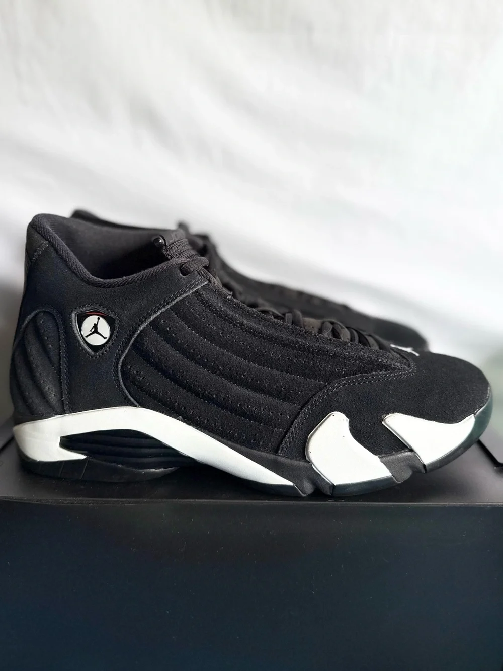 AUTHENTIC Jordan 14 Retro Black White size 10 487471-016 2023 PRE-OWNED